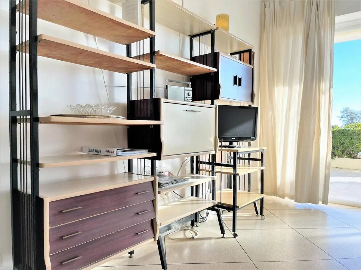 Appartement T2 Avec Parking Au Lavandou, Pieds Dans L'Eau - Fr-1-251-210 Le Lavandou 0*,