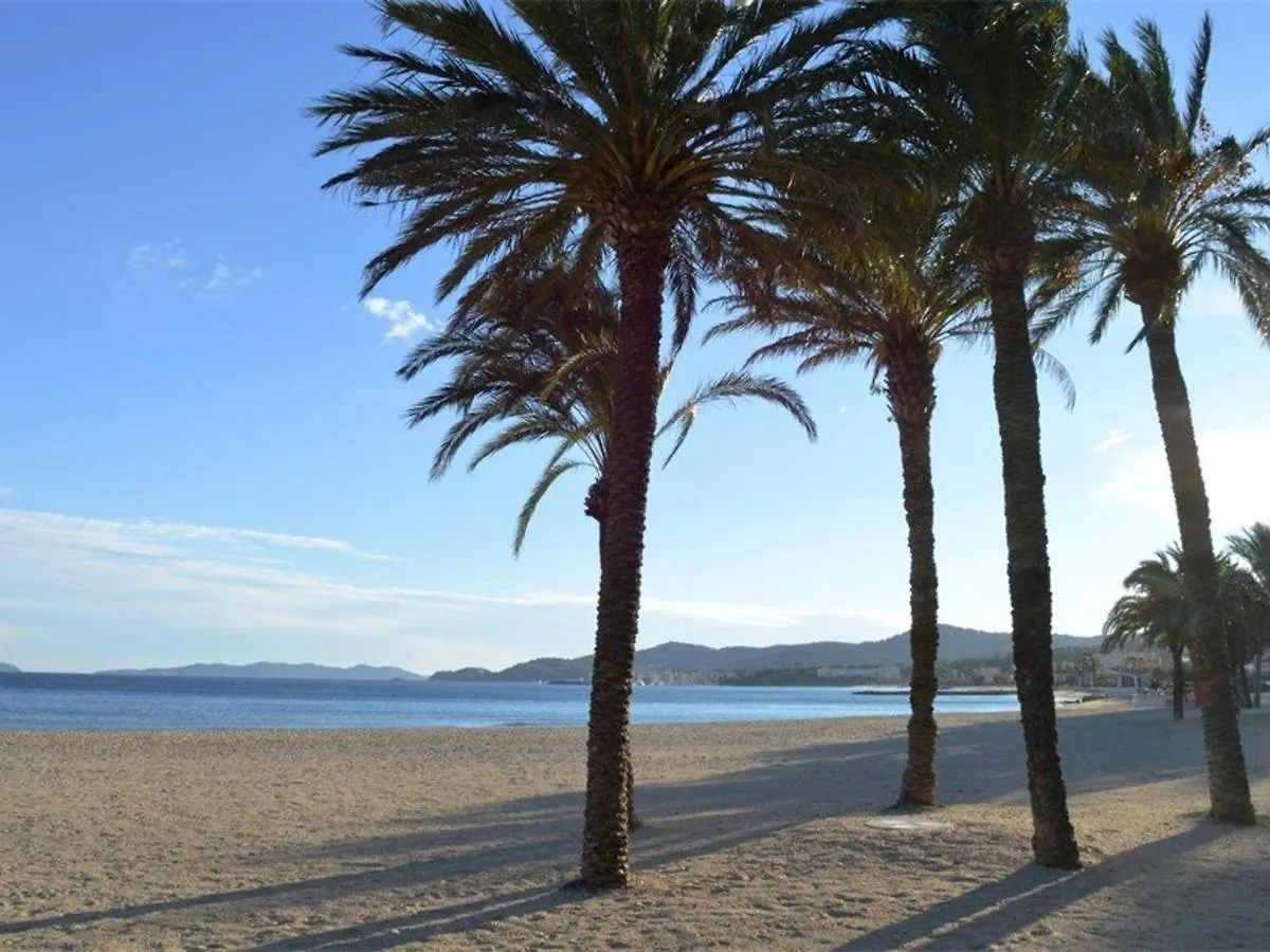 Appartement T2 Avec Parking Au Lavandou, Pieds Dans L'Eau - Fr-1-251-210 Le Lavandou